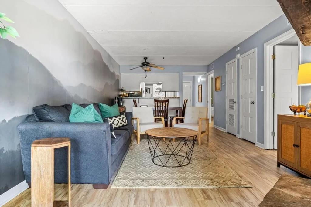 Apartment Views & Fireplace - Minutes To Gburg And Ober -