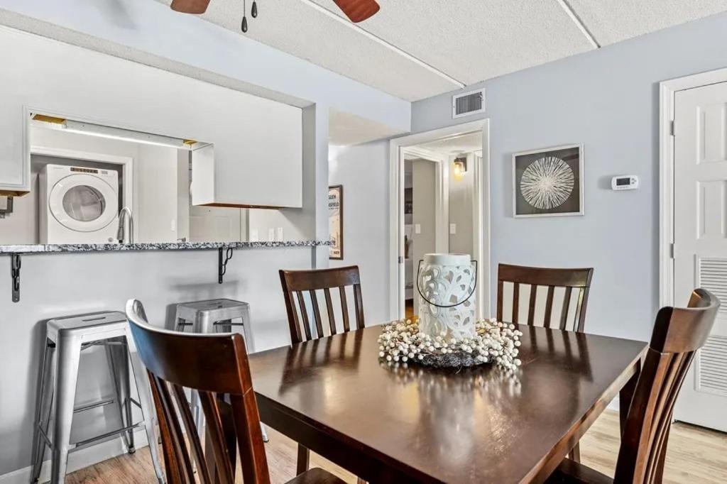 Views & Fireplace - Minutes To Gburg And Ober -